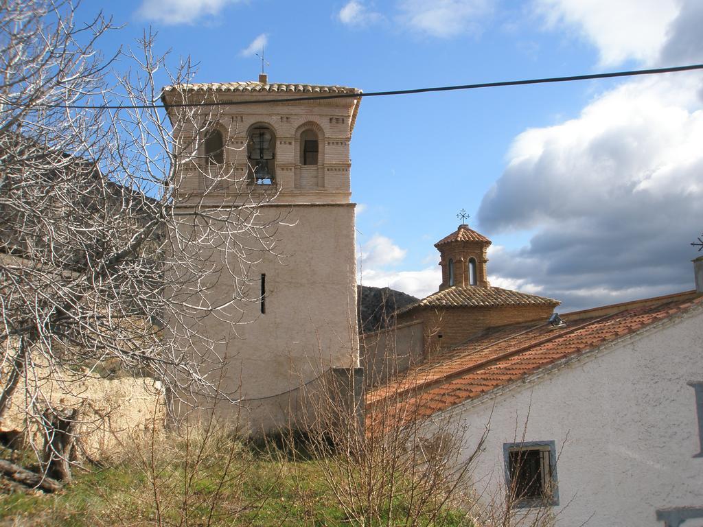 El Retiro De Isabel Guest House Embid de la Ribera Екстериор снимка