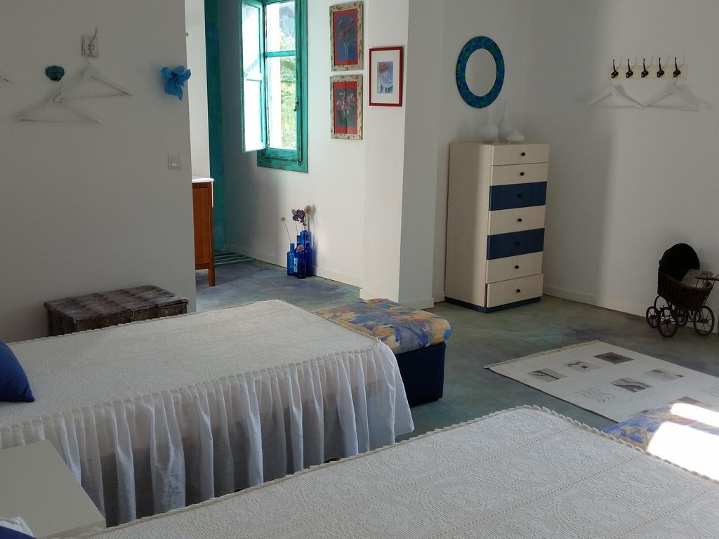 El Retiro De Isabel Guest House Embid de la Ribera Екстериор снимка