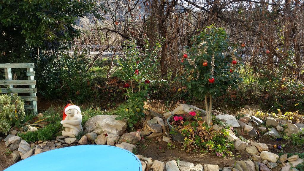 El Retiro De Isabel Guest House Embid de la Ribera Екстериор снимка